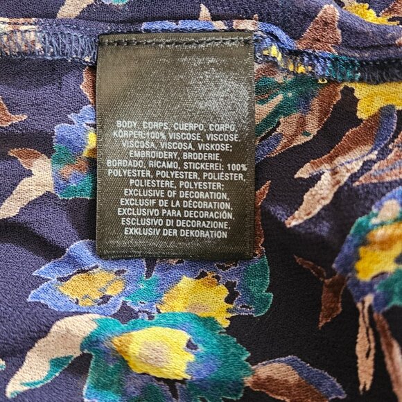 ANTHROPOLOGIE - Meadow Rue Strasser Boho navy blue floral embroidered blouse - Picture 10 of 11